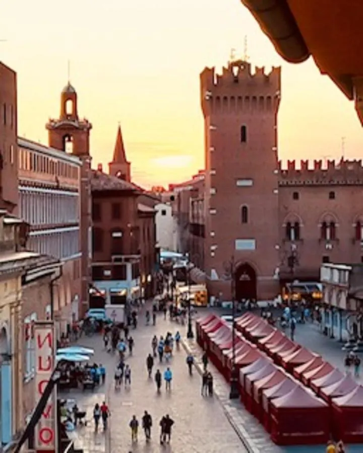 Apartamento Maison Contrari Ferrara